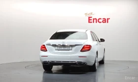 Mercedes-Benz E 200, снимка 4
