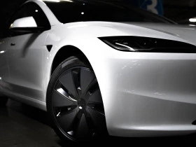 Tesla Model 3 Standard Range - 27 km | Mobile.bg    7