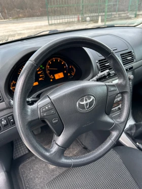 Обява за продажба на Toyota Avensis 1.8 I. Facelift. Седан ~6 600 лв. - изображение 7
