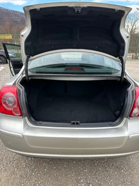 Обява за продажба на Toyota Avensis 1.8 I. Facelift. Седан ~6 600 лв. - изображение 10