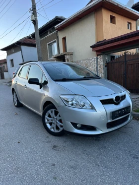 Toyota Auris 1.6i - изображение 1