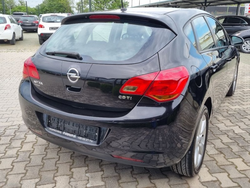 Opel Astra 1.7cdti 110к.с., снимка 8 - Автомобили и джипове - 40641966