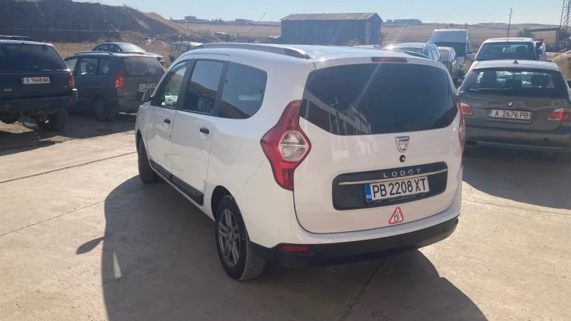 Dacia Lodgy 1.5dci, снимка 5 - Автомобили и джипове - 46891257