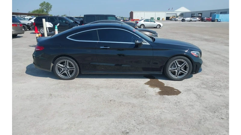 Mercedes-Benz C 300 COUPE 4MATIC, снимка 9 - Автомобили и джипове - 47521001