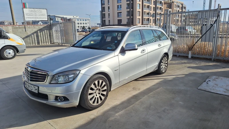 Mercedes-Benz 220 C220, снимка 1 - Автомобили и джипове - 49163477