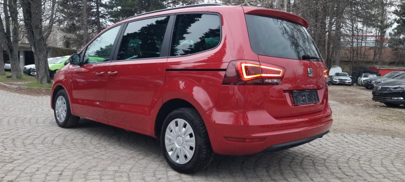 VW Sharan 2.0 TDI * FACELIFT* * AVTOMAT* * NAVI* * ШВЕЙЦАРИЯ, снимка 7 - Автомобили и джипове - 49625212