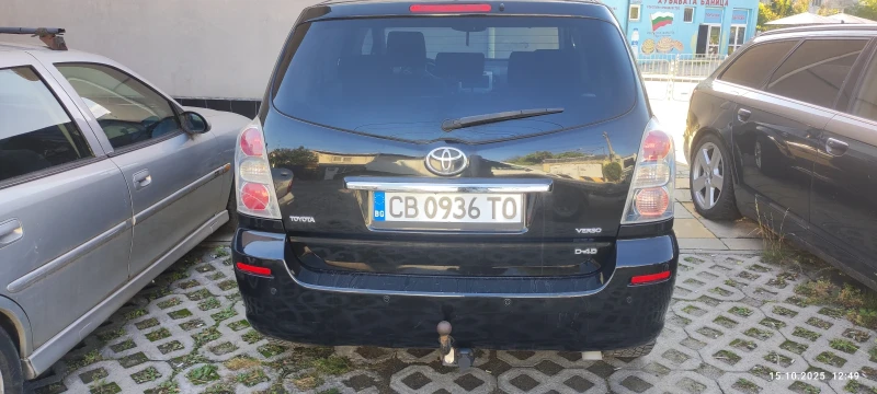 Toyota Corolla verso 2.2 , снимка 3 - Автомобили и джипове - 52473163