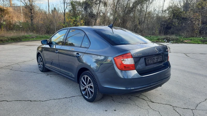 Skoda Rapid 1.6TDI Navi Xenon, снимка 5 - Автомобили и джипове - 52541182