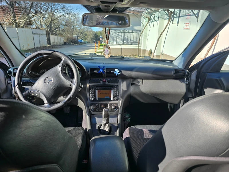 Mercedes-Benz C 270, снимка 5 - Автомобили и джипове - 52955146