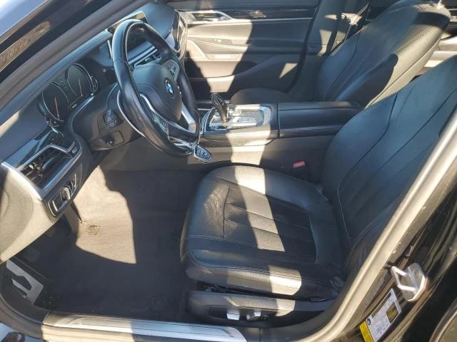 BMW 740 M* SPORT* ДИГИТАЛНО* ТАБЛО* ПОДГРЕВ* КАМЕРА* КЕЙЛЕ - изображение 9