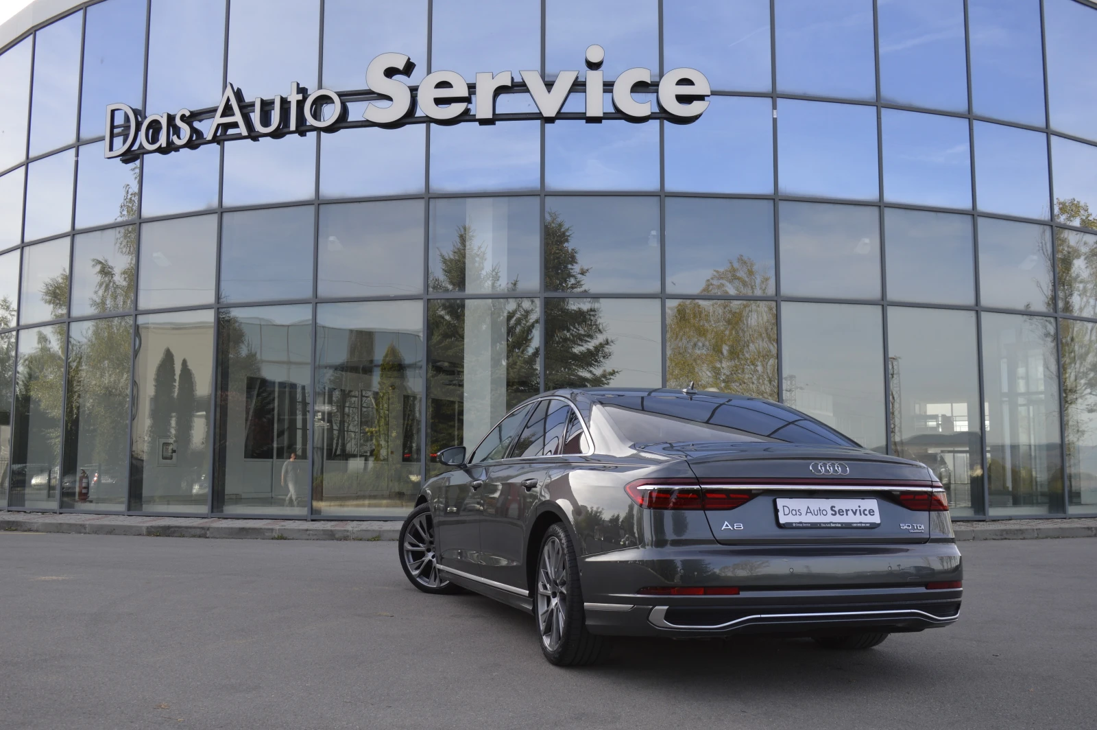 Audi A8 50 TDI quattro S-line 900 Euro / месец  - изображение 5