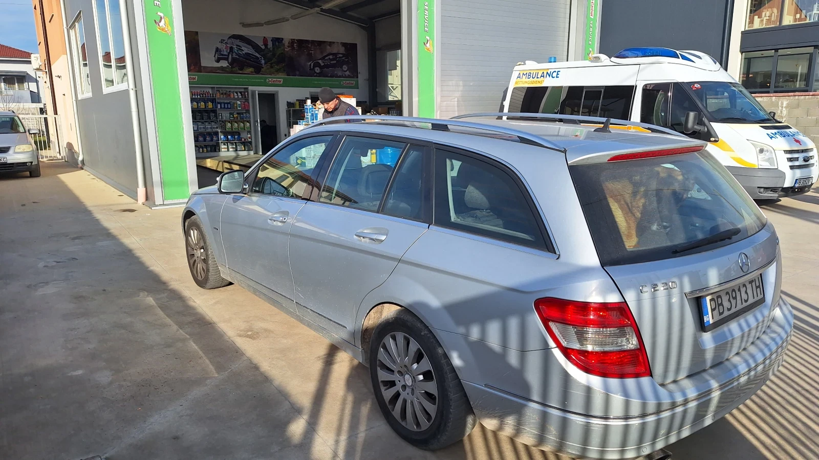Mercedes-Benz 220 C220 - изображение 3