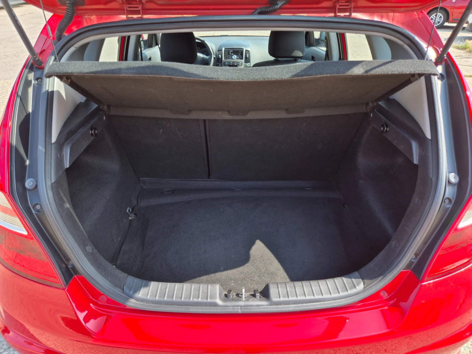 Hyundai I30 1.4i-ГАЗ-Италия  - изображение 10