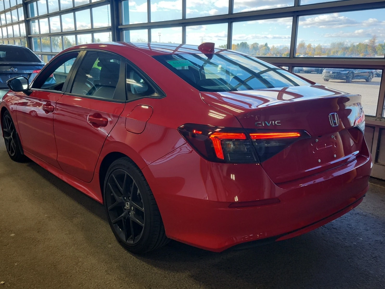 Honda Civic SPORT * * CARFAX * * АВТО КРЕДИТ * *  - изображение 4
