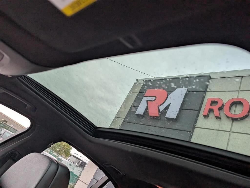 BMW 528 i xDrive * M-pack * PANO * Ел. багажник * Подгрев - изображение 7