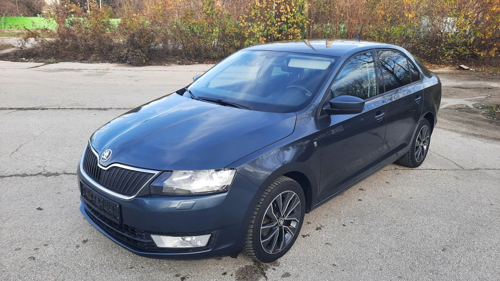 Skoda Rapid 1.6TDI Navi Xenon - изображение 7
