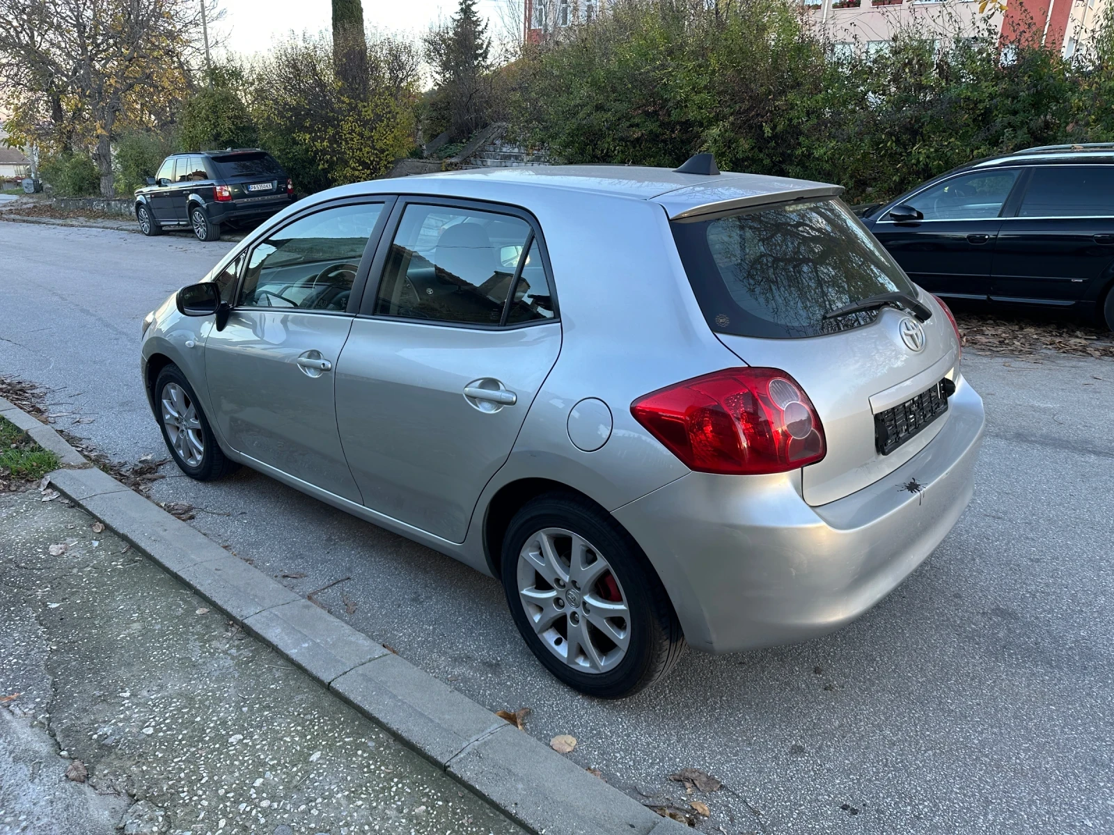 Toyota Auris 1.6i - изображение 6