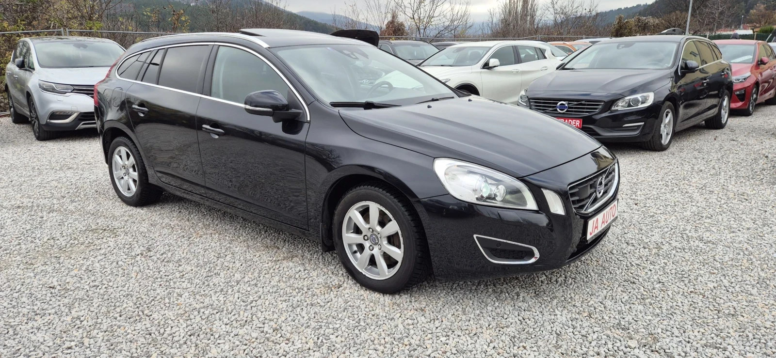 Volvo V60 2.4D5-215.NAVY | Mobile.bg   4