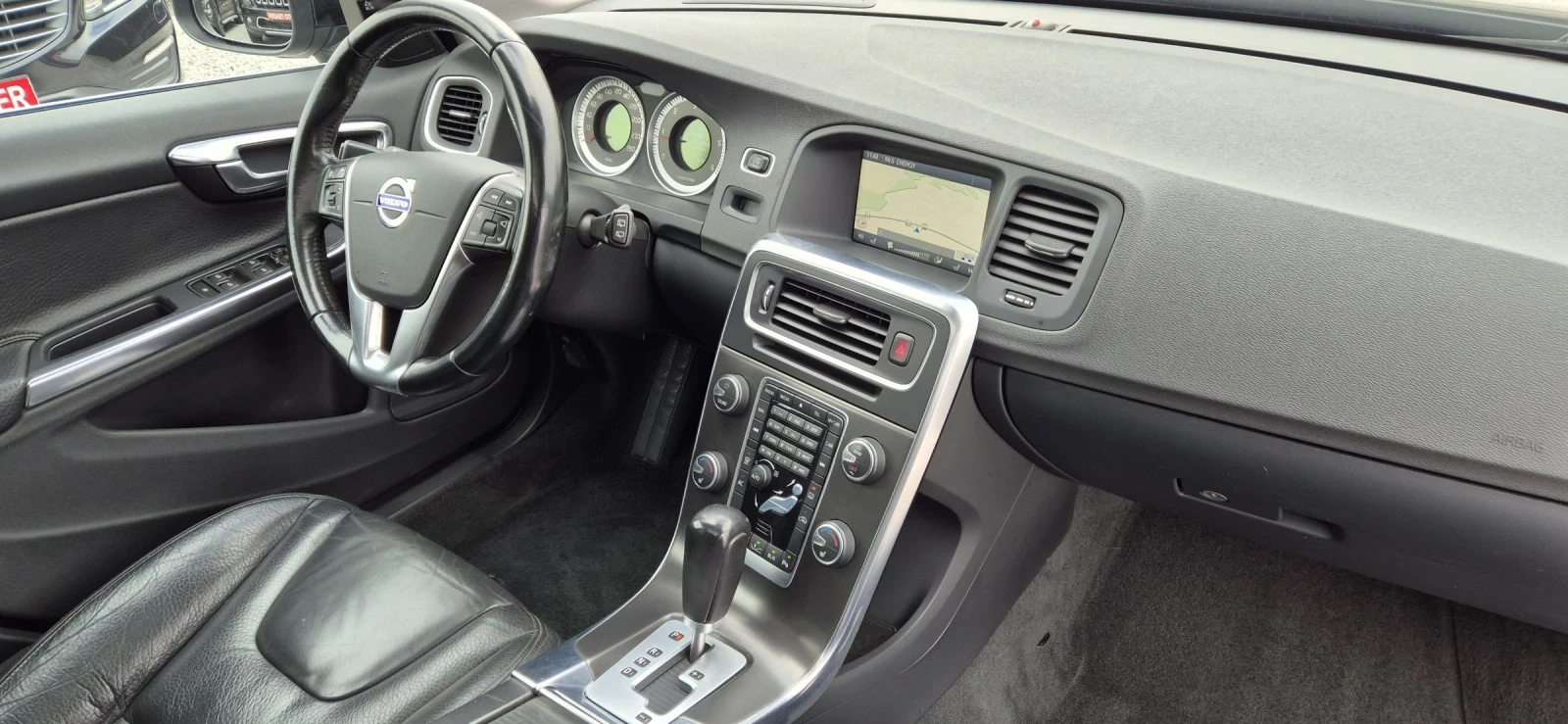 Volvo V60 2.4D5-215.NAVY | Mobile.bg   14