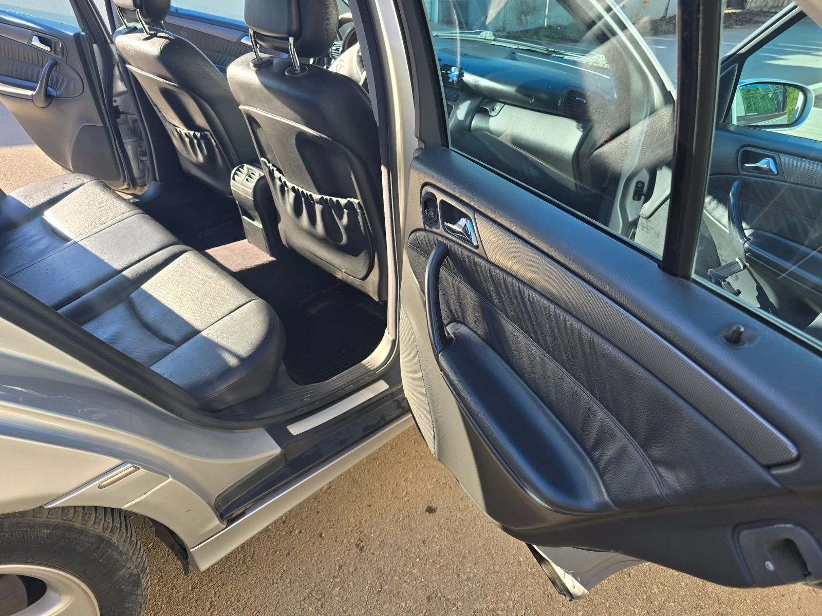 Mercedes-Benz C 270  - изображение 8