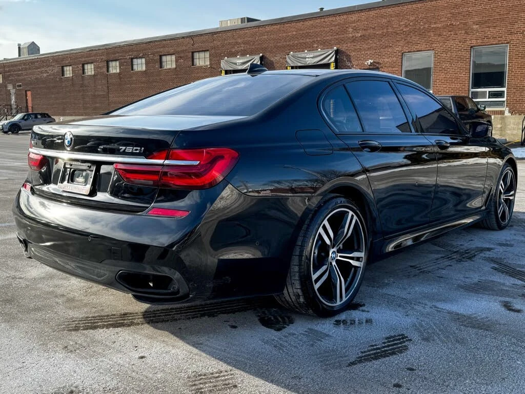 BMW 750 xDrive* АвтоКредит* (ЦЕНА ДО БГ) - изображение 6