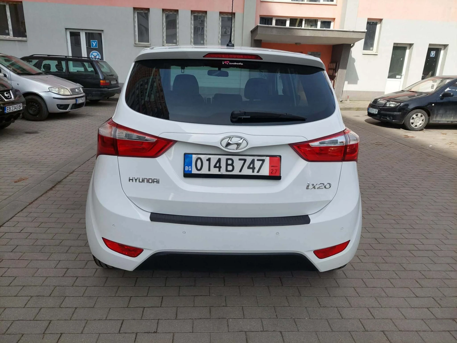 Hyundai Ix20 1.6i FАCELIFT 86000 AUTOMATIC, снимка 7 - Автомобили и джипове - 53818002