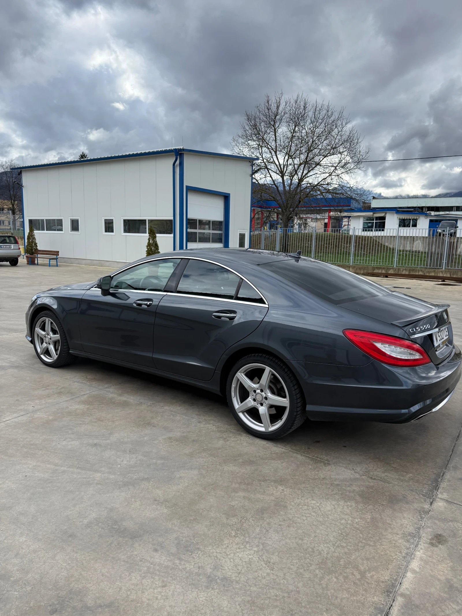 Mercedes-Benz CLS 550, снимка 4 - Автомобили и джипове - 54018933