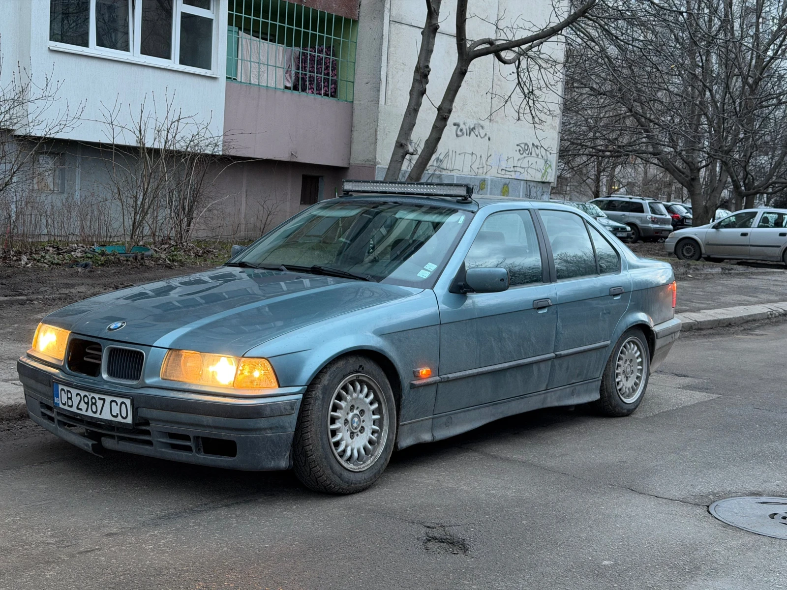 BMW 318, снимка 3 - Автомобили и джипове - 54322895