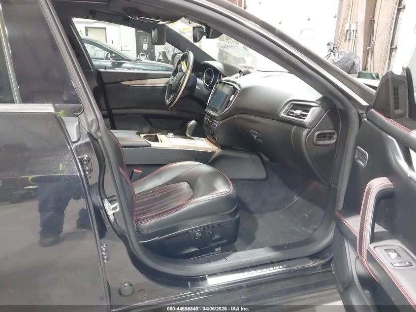 Maserati Ghibli 3.0L V-6 DI, DOHC, VVT, TURBO, 404HP All Wheel | Mobile.bg � ����������� 5