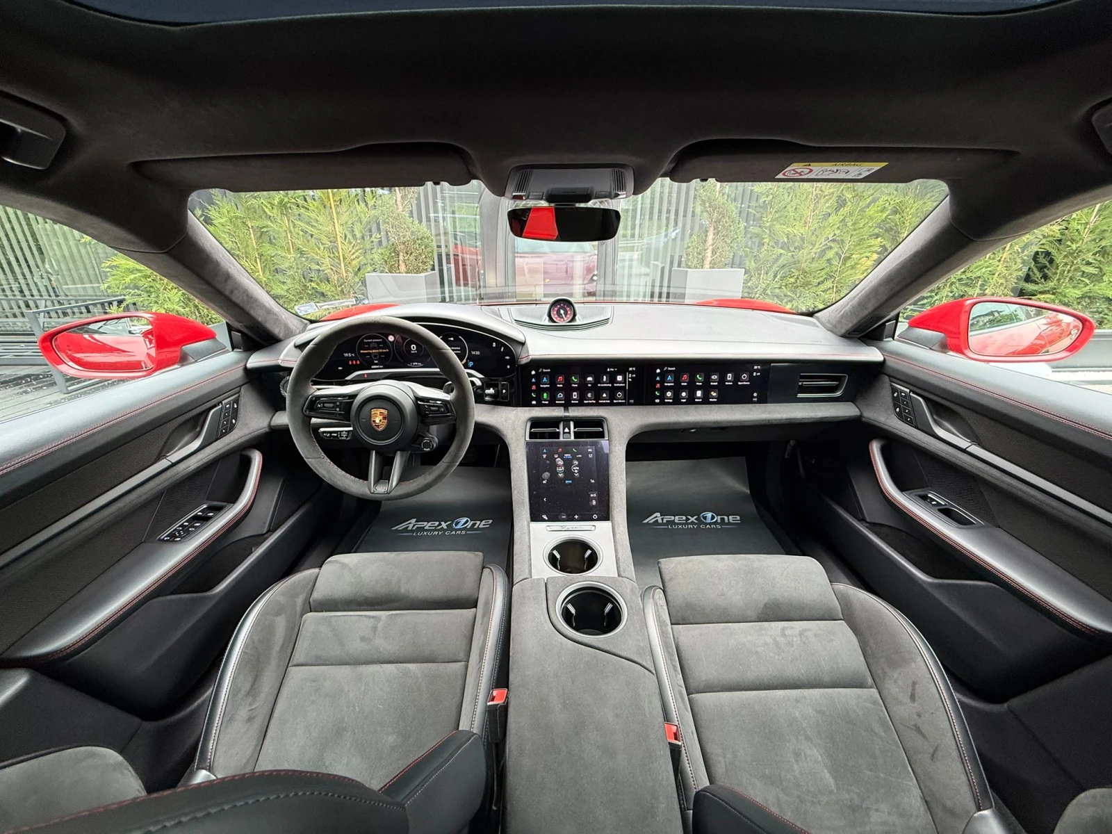 Porsche Taycan GTS/CARBON, снимка 14 - Автомобили и джипове - 54481741
