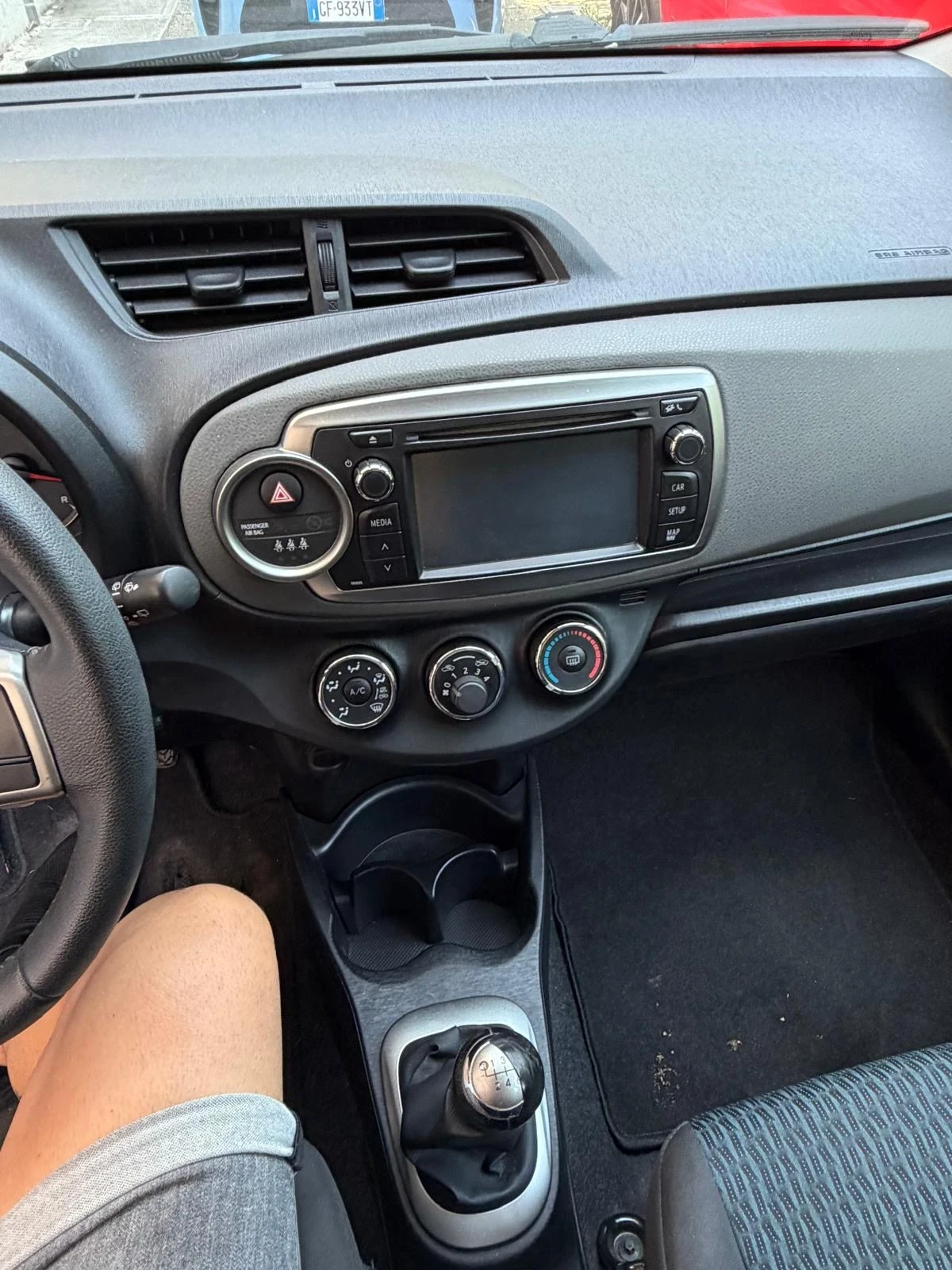 Toyota Yaris NAVI* KAMERA* 1.4D4d 90hp* 214000km* euro 5b, снимка 6 - Автомобили и джипове - 55123795
