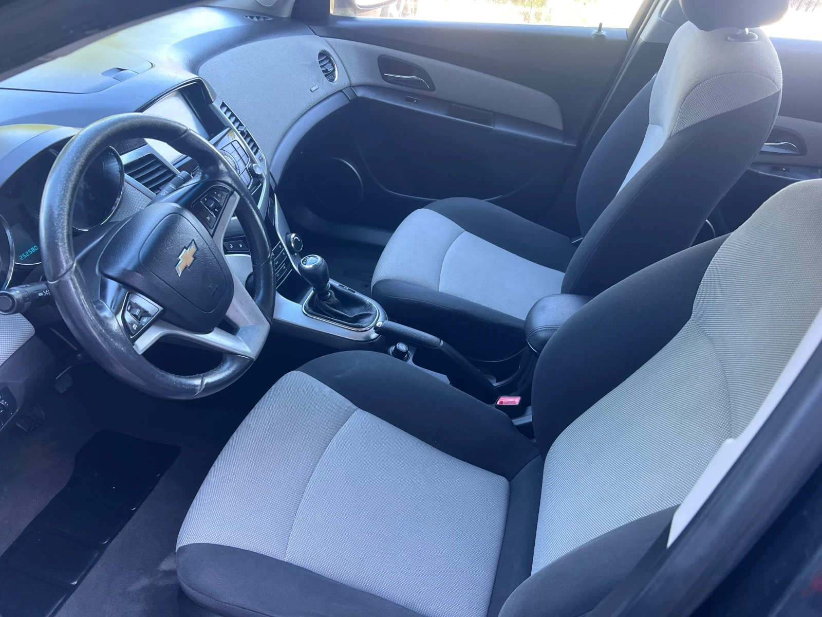 Chevrolet Cruze 2.0TD 163 Navi | Mobile.bg � ����������� 8