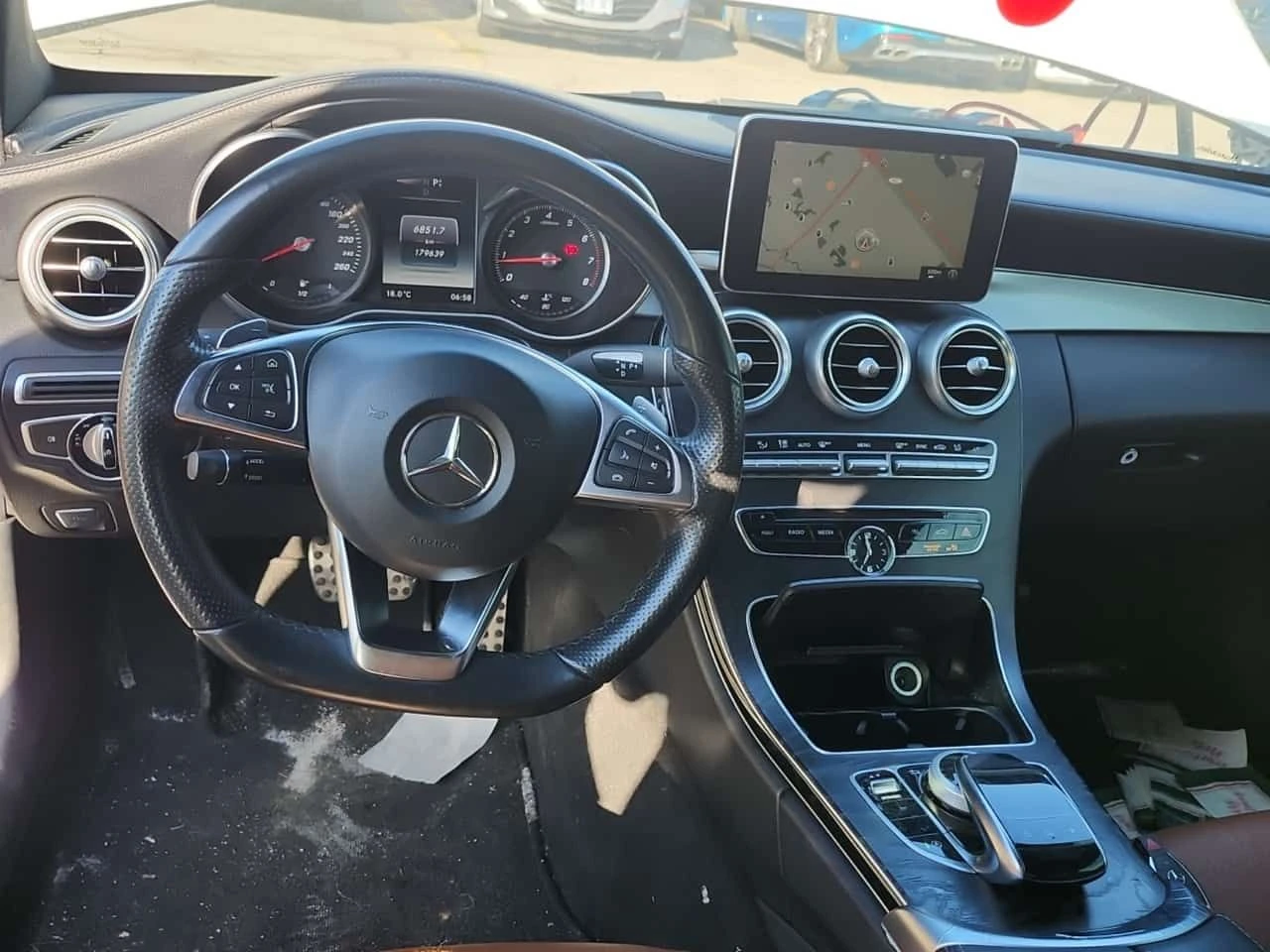 Mercedes-Benz C 300 COUPE 4MATIC * FULL AMG PACK* ПАНОРАМА* ГЕНЕРАЦИЯ*, снимка 9 - Автомобили и джипове - 55324100