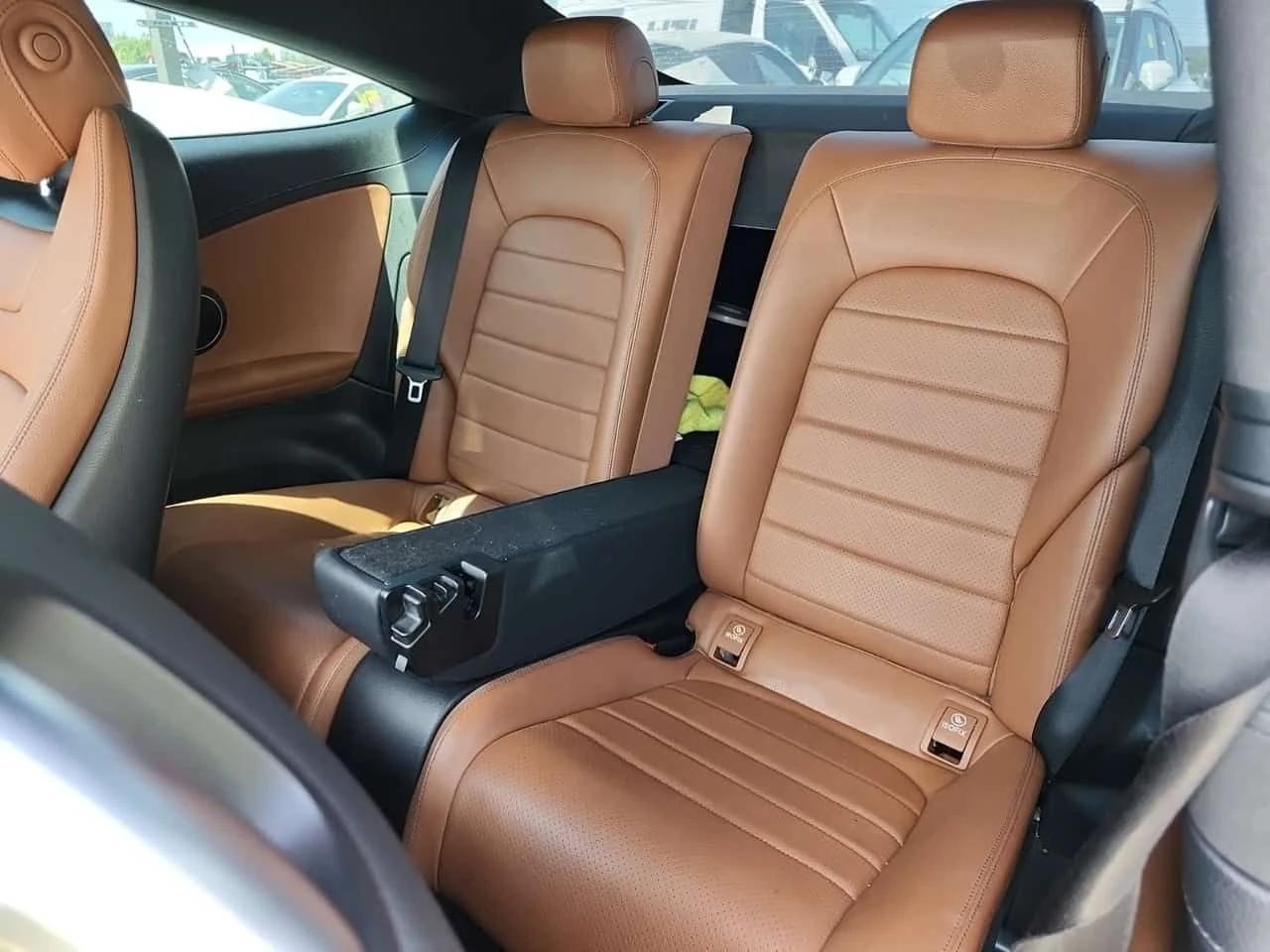 Mercedes-Benz C 300 COUPE 4MATIC * FULL AMG PACK* ПАНОРАМА* ГЕНЕРАЦИЯ*, снимка 11 - Автомобили и джипове - 55324100