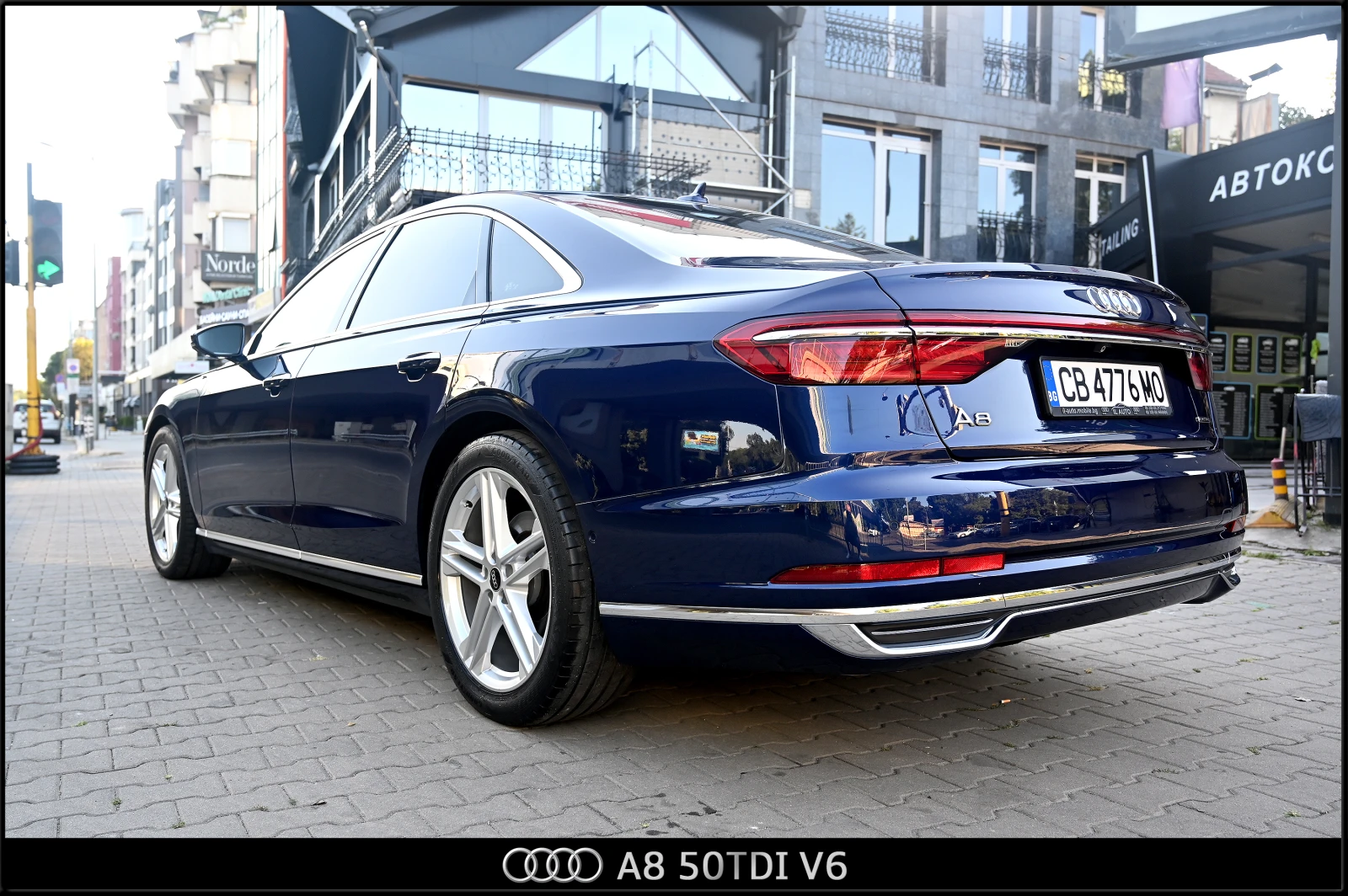 Audi A8, снимка 3 - Автомобили и джипове - 55825352