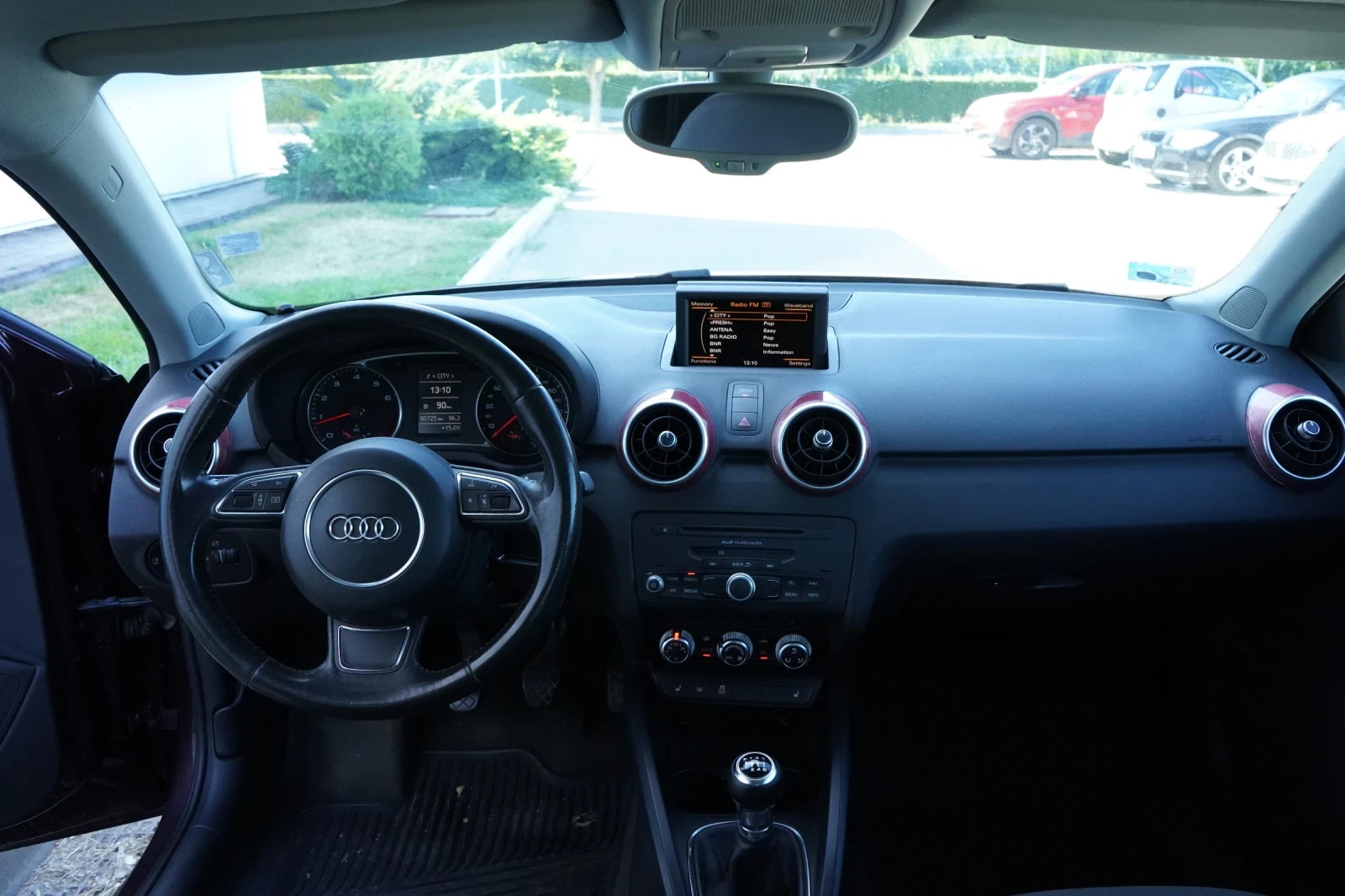 Audi A1 1.4 БЕНЗИН* XENON* РЕИСТРИРАНА* ОСБСЛУЖЕНА* , снимка 13 - Автомобили и джипове - 56113748