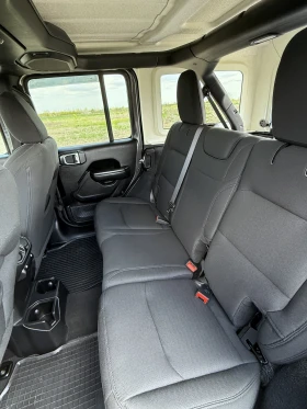 Jeep Wrangler Mild Hybrid Unlimited | Mobile.bg � ����� ������ 11