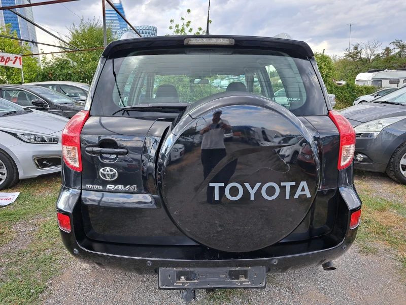 Toyota Rav4 2.2 D4D 136p.s.4x4. СЕРВИЗНА КНИЖКА !, снимка 5 - Автомобили и джипове - 46816300