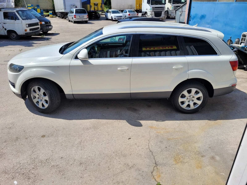 Audi Q7, снимка 5 - Автомобили и джипове - 47930803