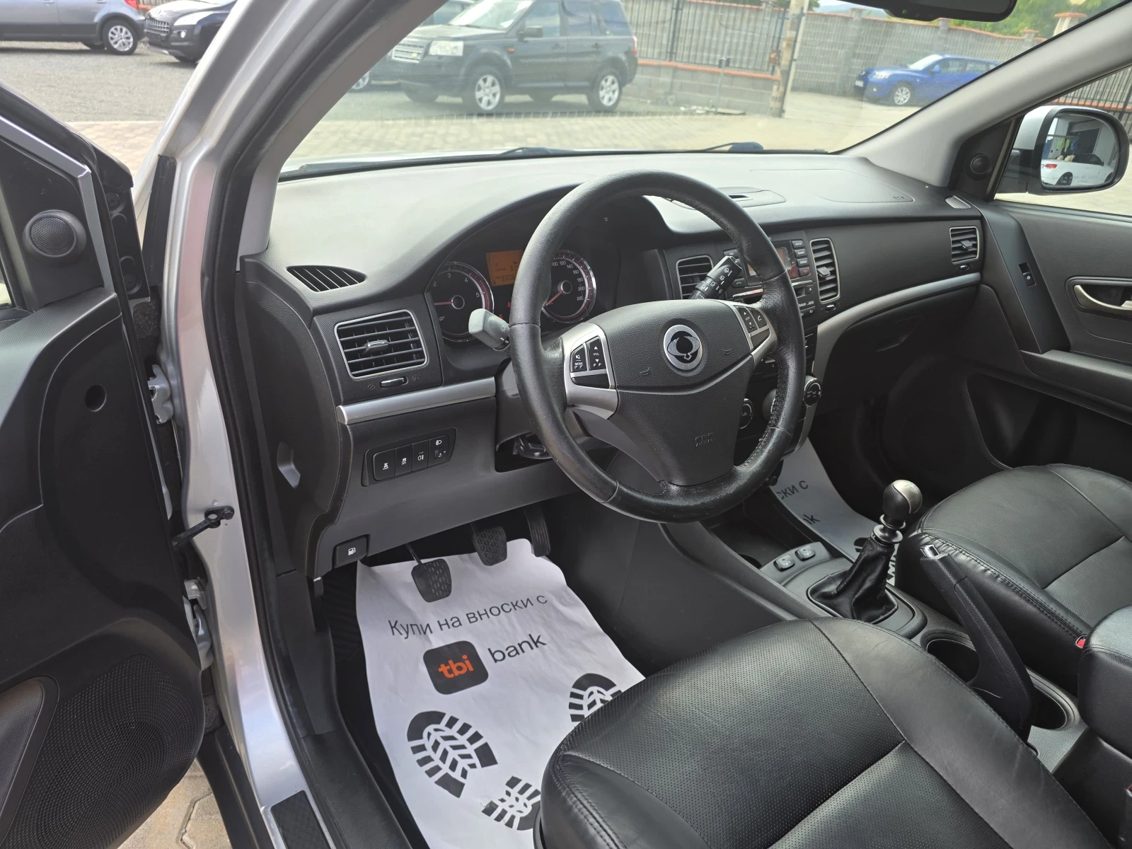 SsangYong Korando 2.0 e-xdi 175k.c, снимка 7 - Автомобили и джипове - 45468934