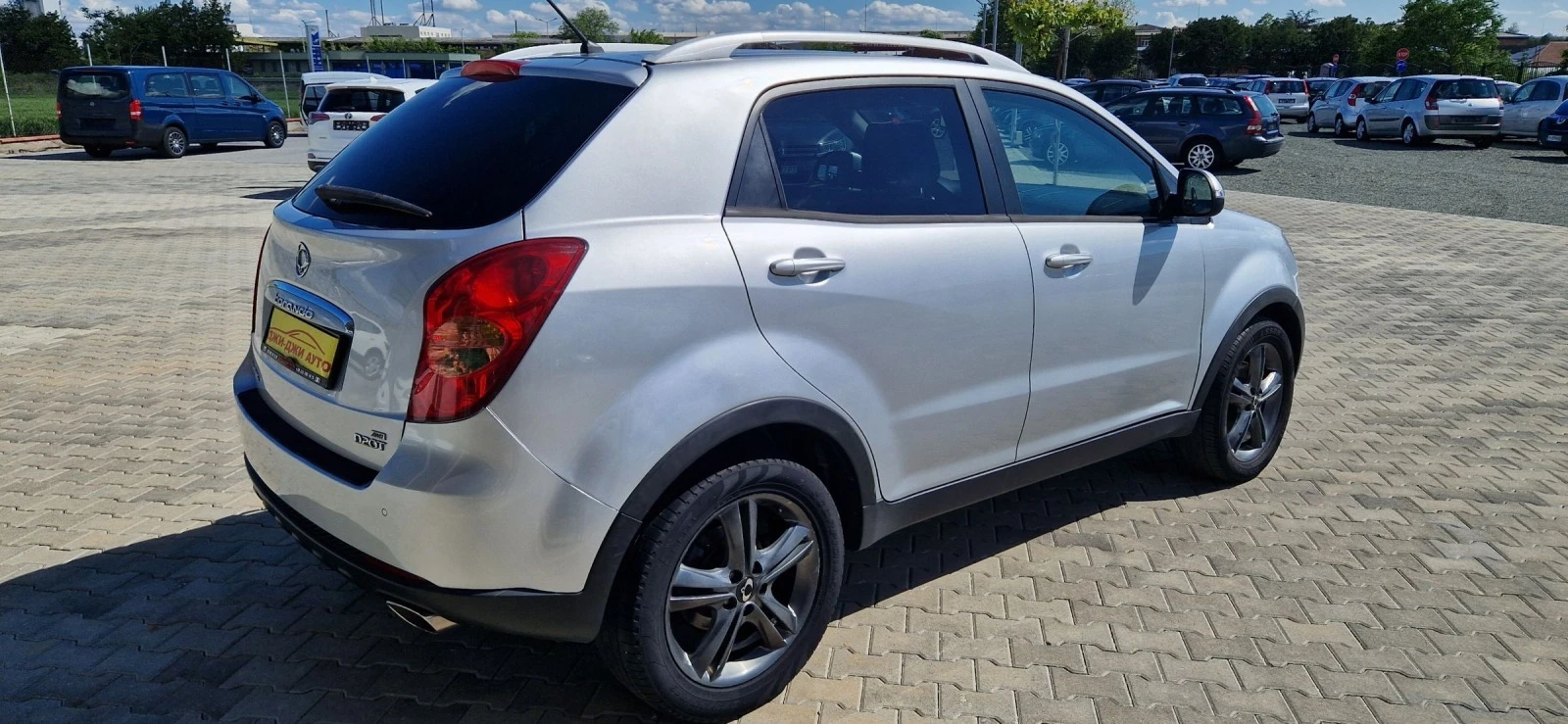 SsangYong Korando 2.0 e-xdi 175k.c - изображение 4