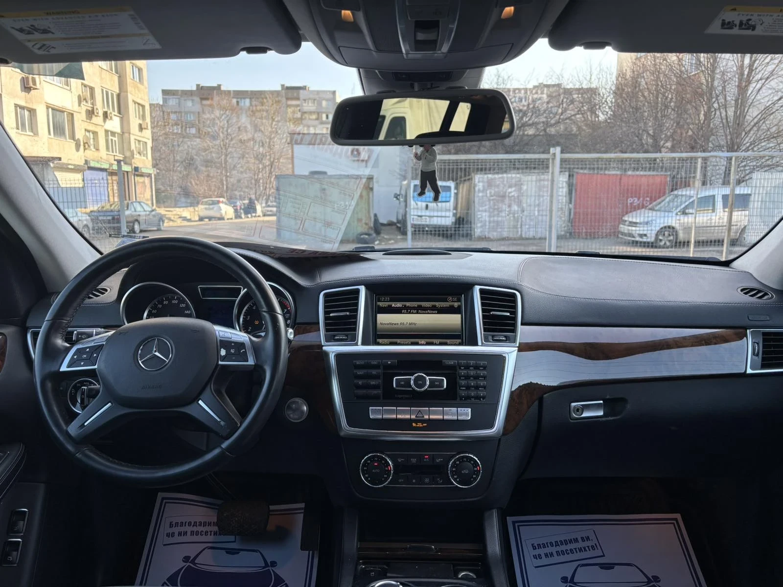 Mercedes-Benz GL 450 367 кс. 6+ 1 - изображение 7