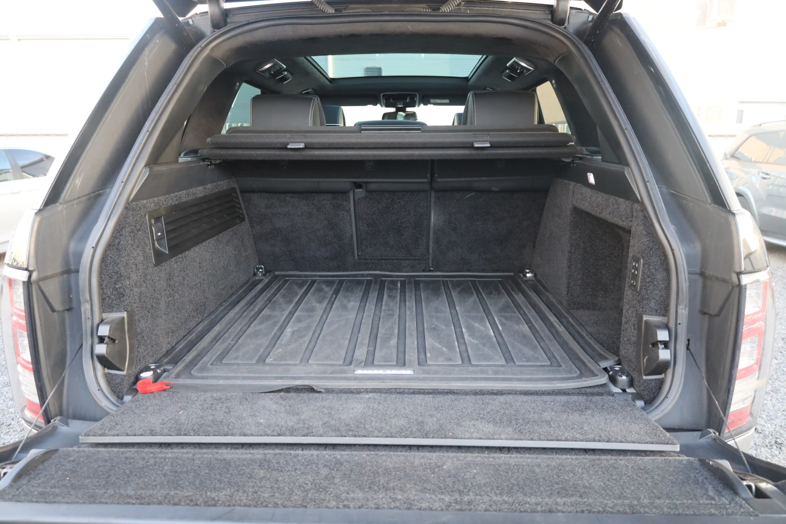 Land Rover Range rover Autobiography 4.4D Обдух MASSAGE 360◦ KeyGO  - изображение 9