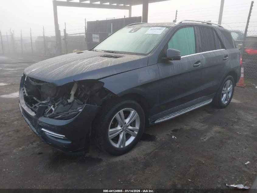 Mercedes-Benz ML 350 3.5L V-6 DI, DOHC, VVT, 302HP All Wheel Drive - изображение 2