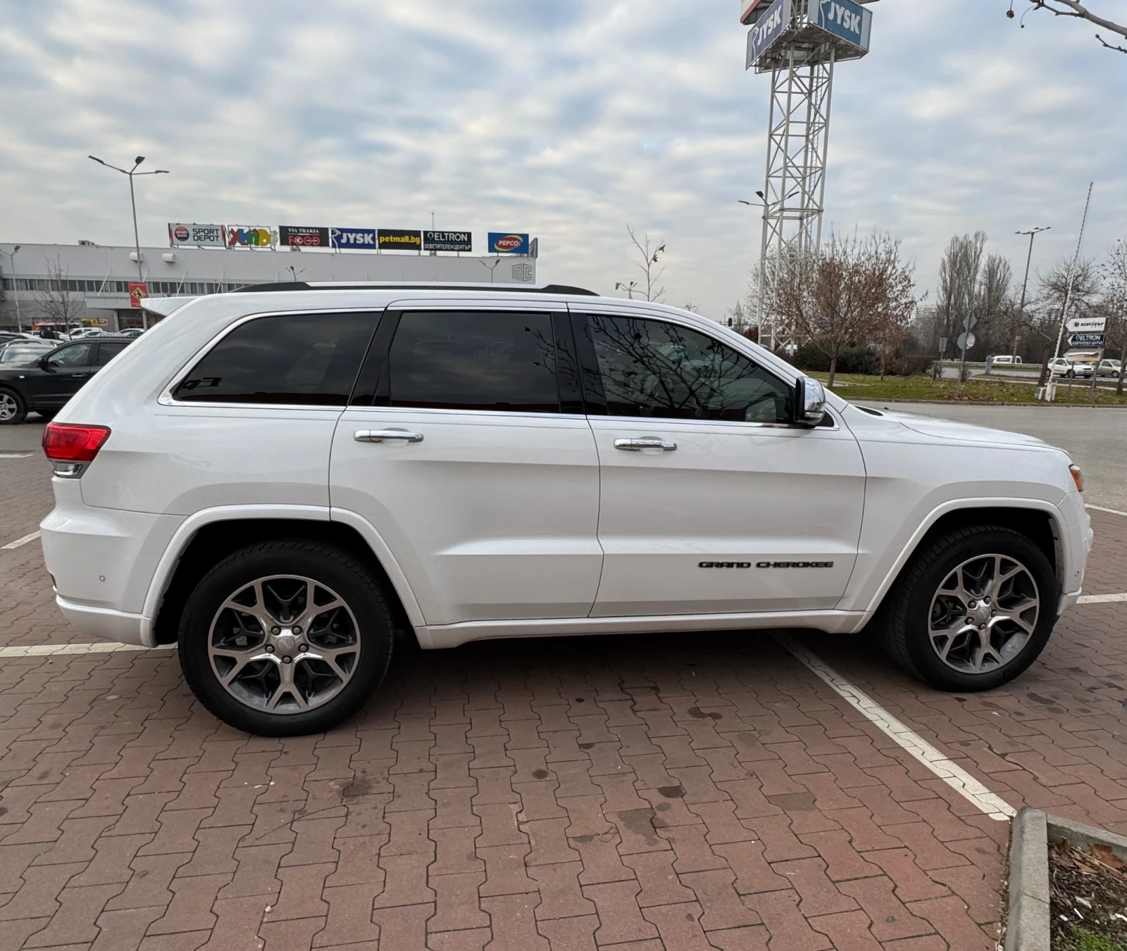 Jeep Grand cherokee Overland 5.7 Gaz | Mobile.bg � ����������� 15