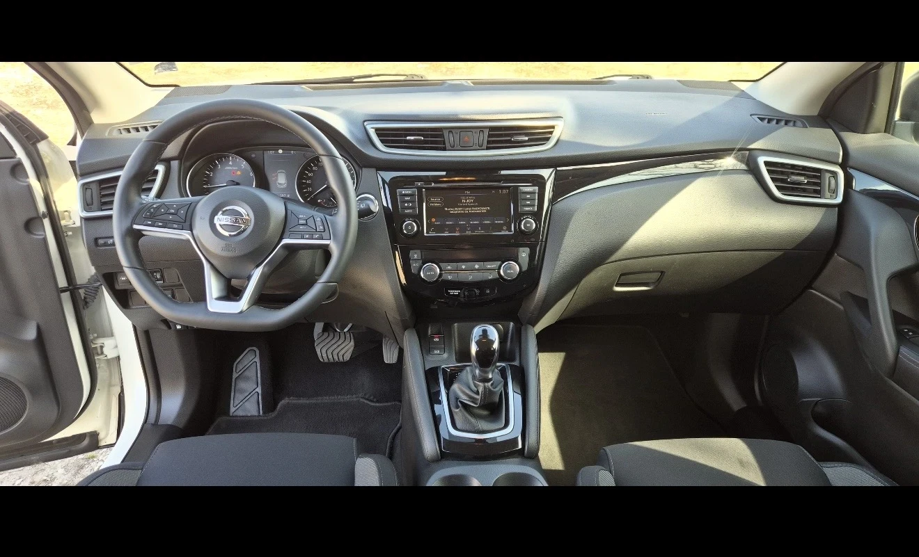 Nissan Qashqai, снимка 8 - Автомобили и джипове - 53846621