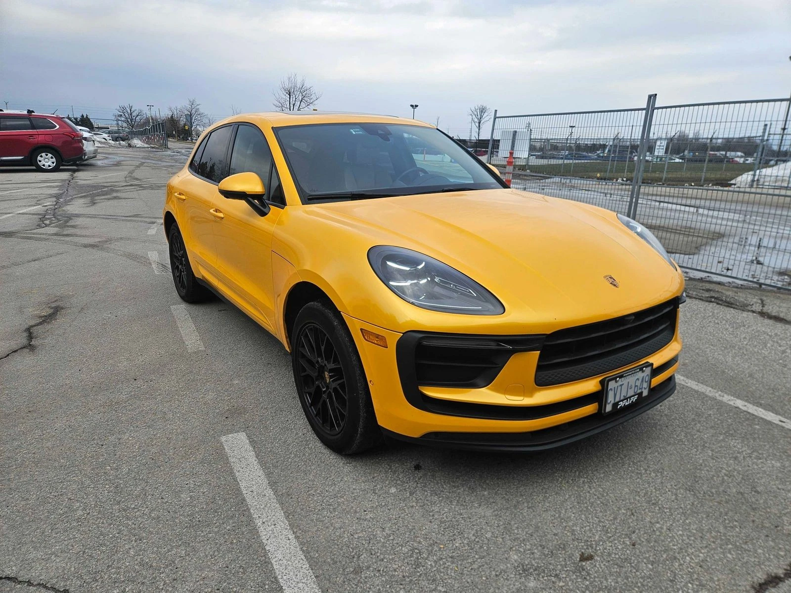 Porsche Macan АВТО КРЕДИТ, снимка 2 - Автомобили и джипове - 53958981