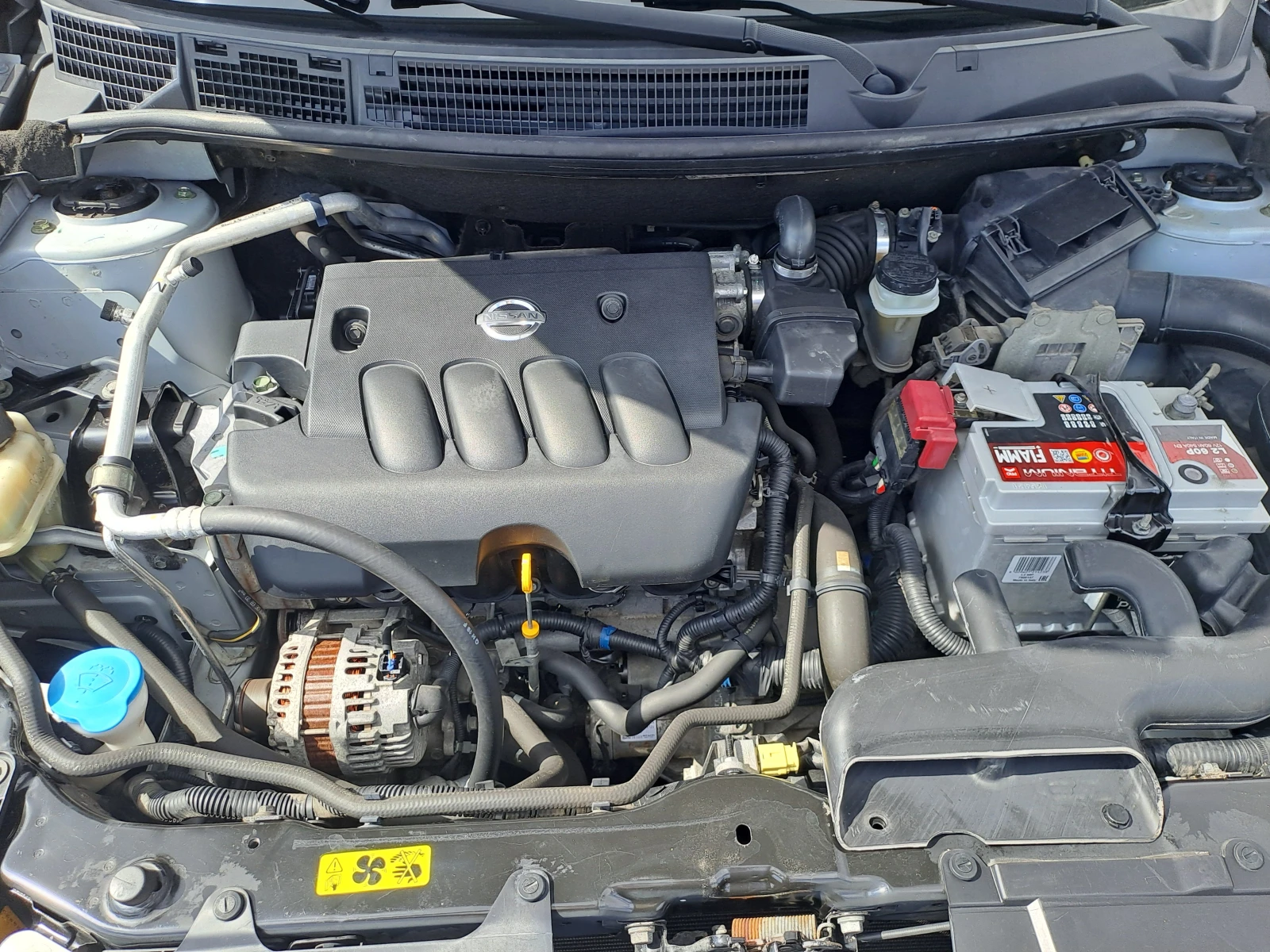Nissan Qashqai 2.0i  7����� | Mobile.bg � ����������� 11