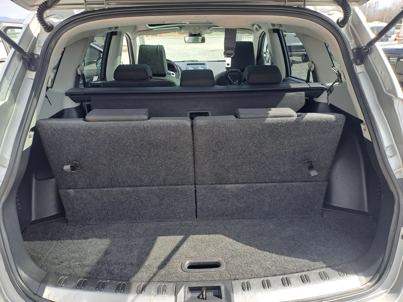 Nissan Qashqai 2.0i  7����� | Mobile.bg � ����������� 13