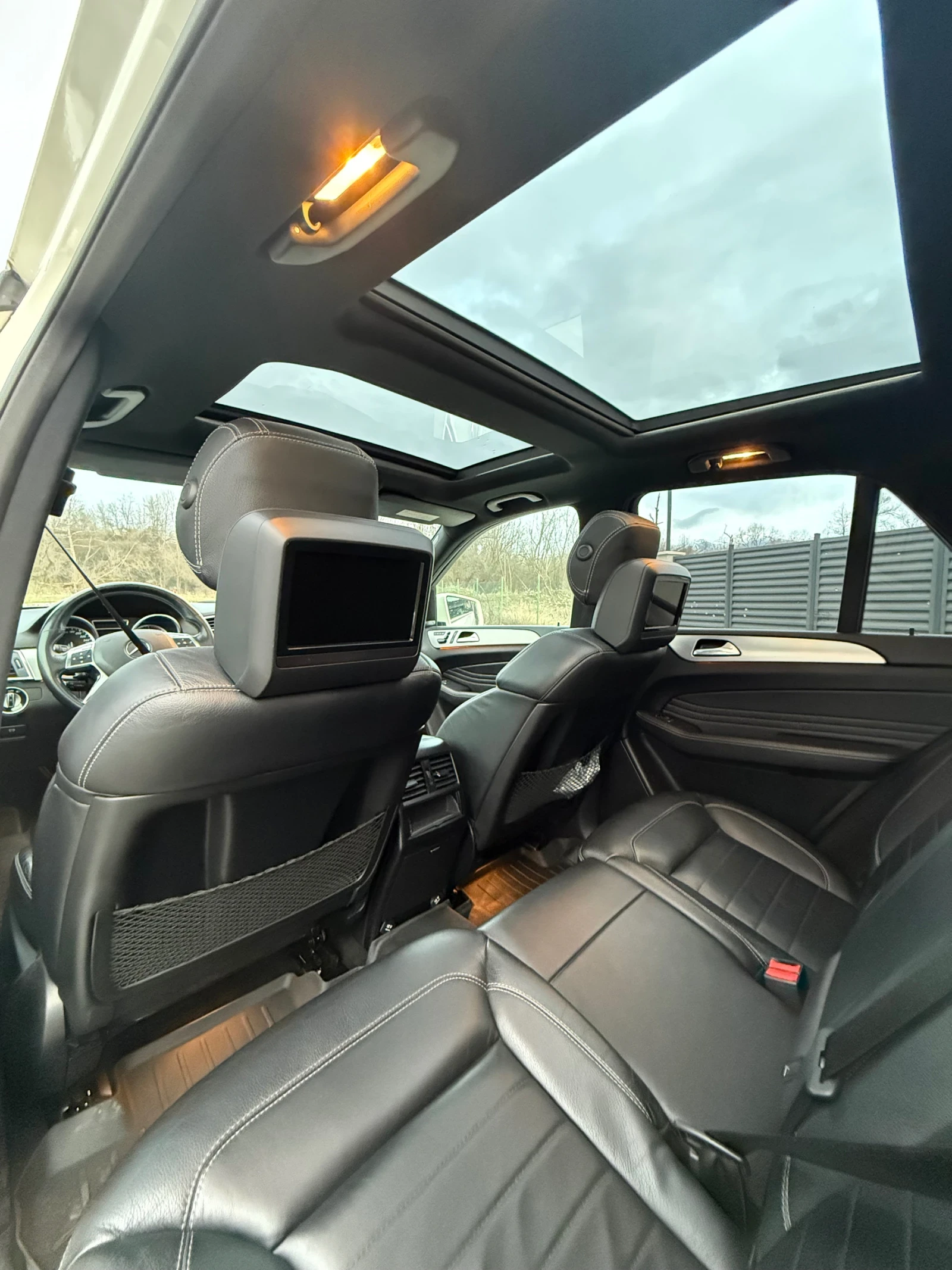 Mercedes-Benz ML 350, снимка 11 - Автомобили и джипове - 54046378